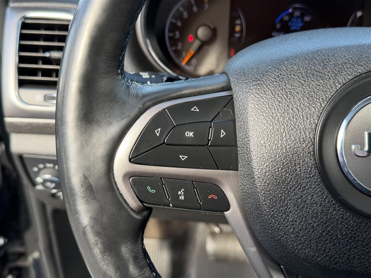 Jeep Grand Cherokee Laredo 4WD 2018