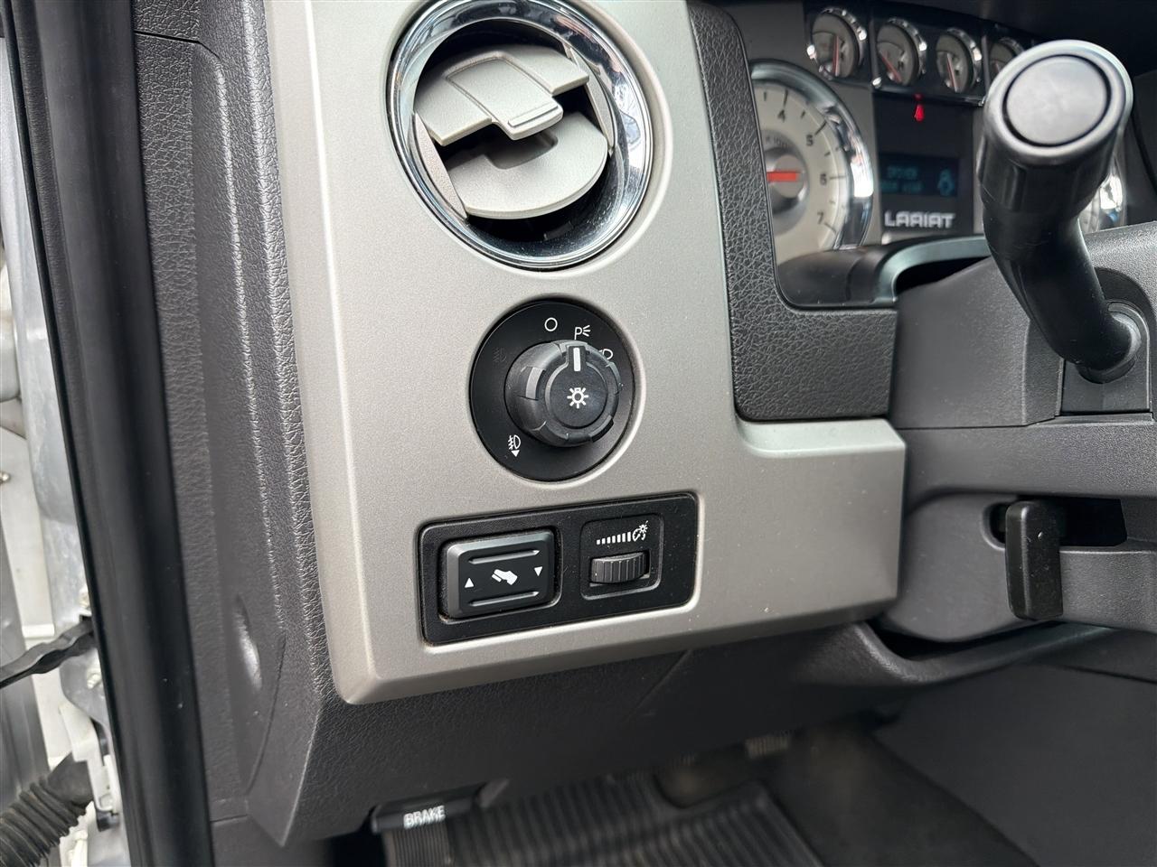 Ford F-150 Lariat SuperCrew 5.5-ft. Bed 2WD 2010