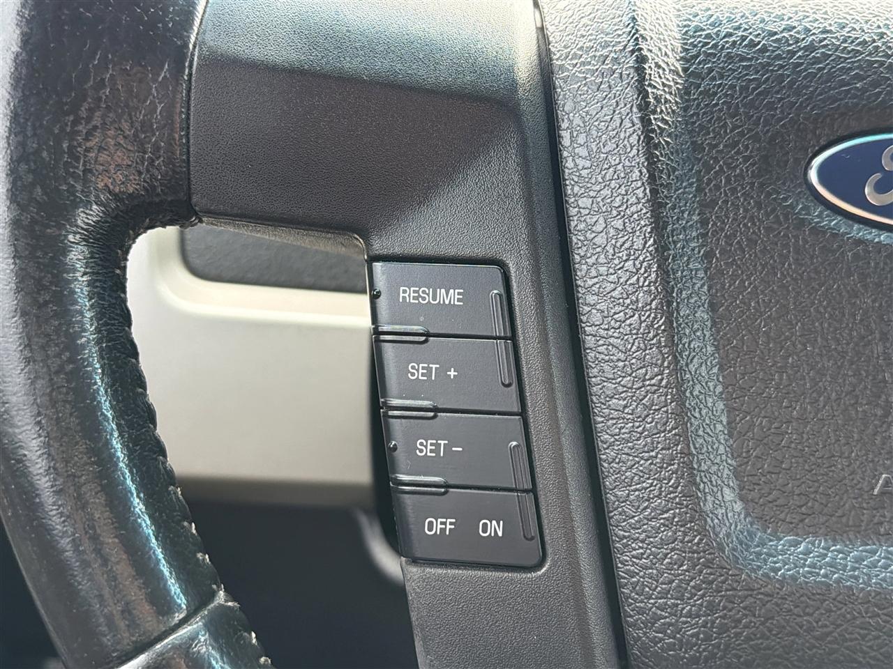 Ford F-150 Lariat SuperCrew 5.5-ft. Bed 2WD 2010