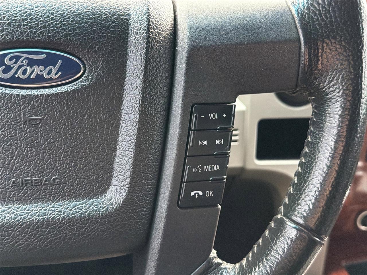 Ford F-150 Lariat SuperCrew 5.5-ft. Bed 2WD 2010