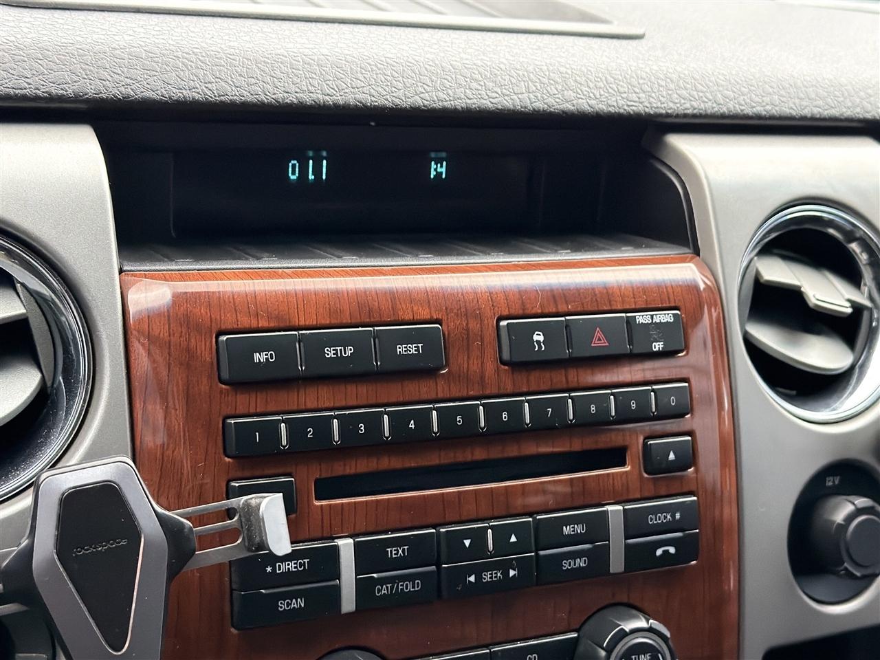 Ford F-150 Lariat SuperCrew 5.5-ft. Bed 2WD 2010