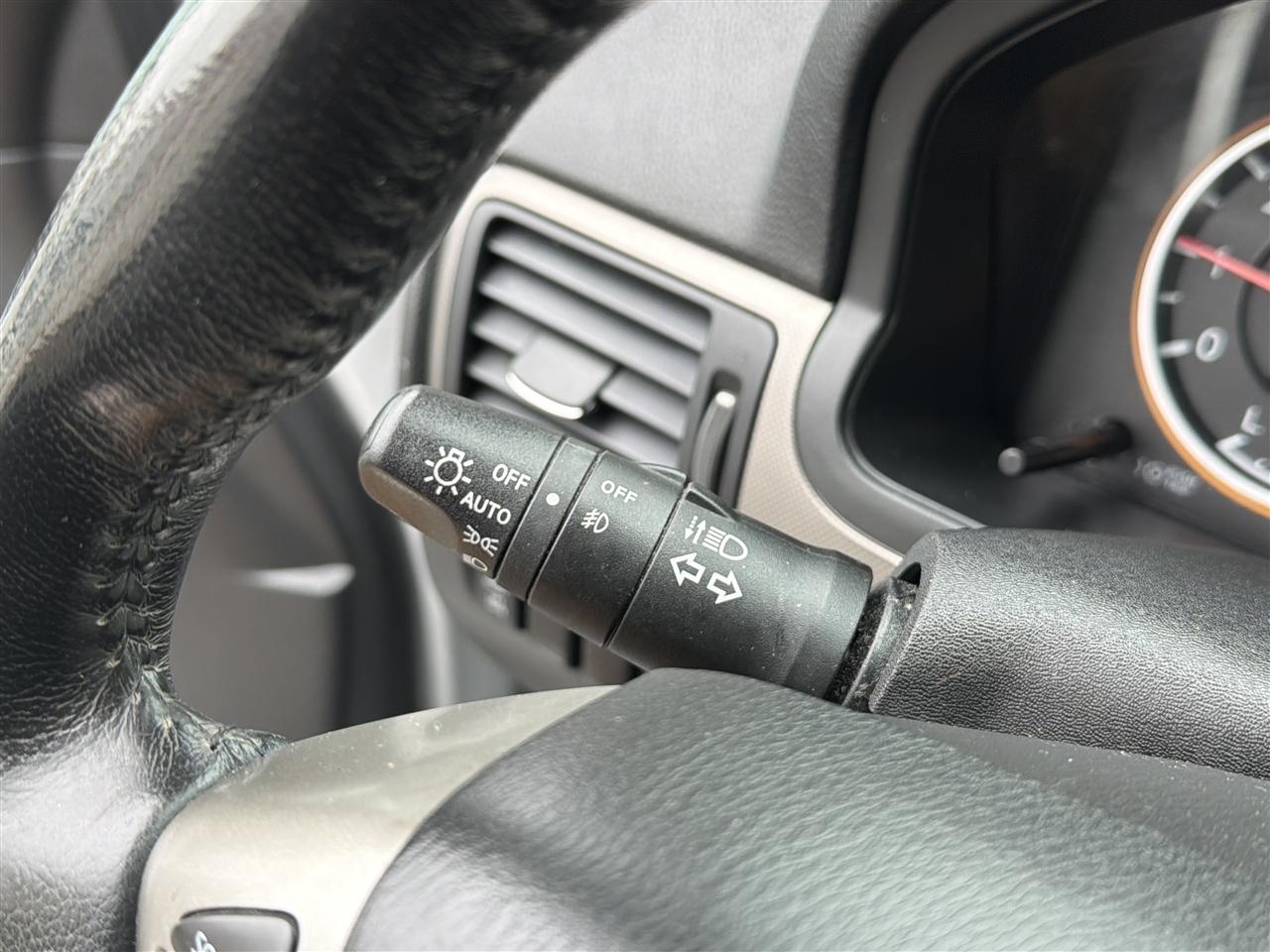 Nissan Armada SV 4WD 2014