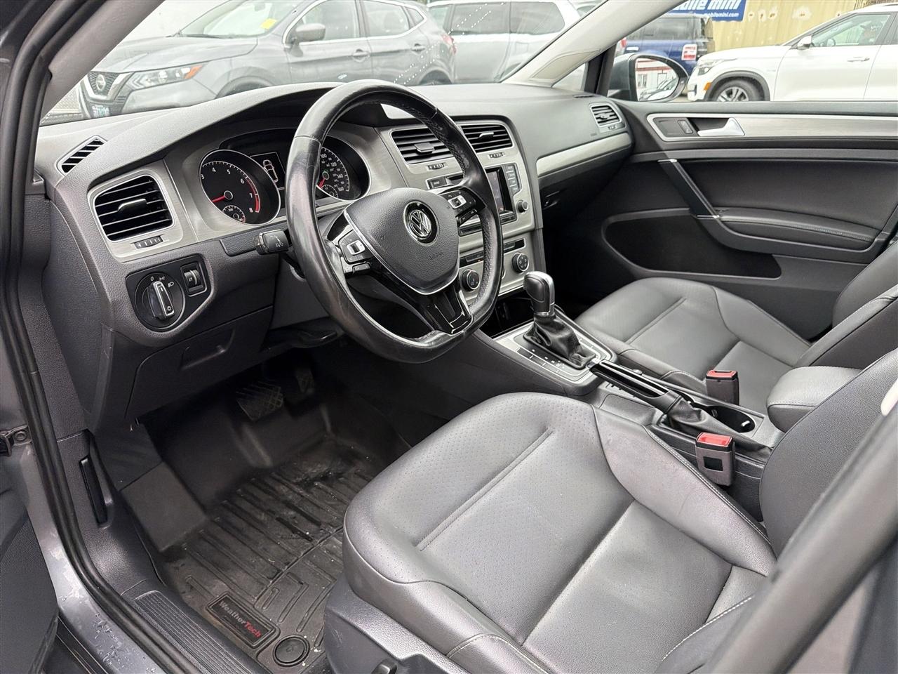 Volkswagen Golf TSI SE 6A 2015
