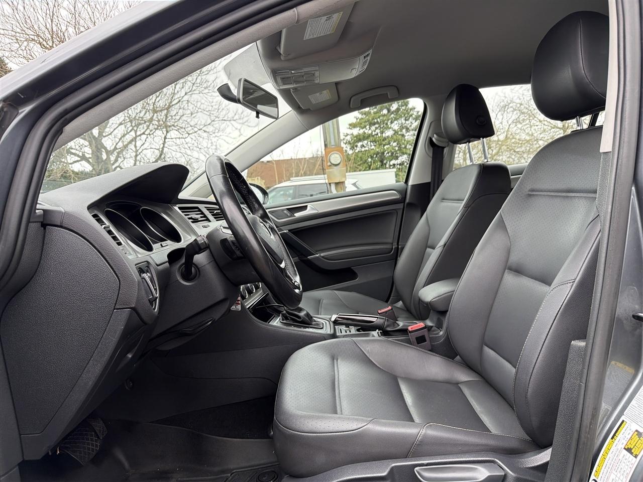 Volkswagen Golf TSI SE 6A 2015