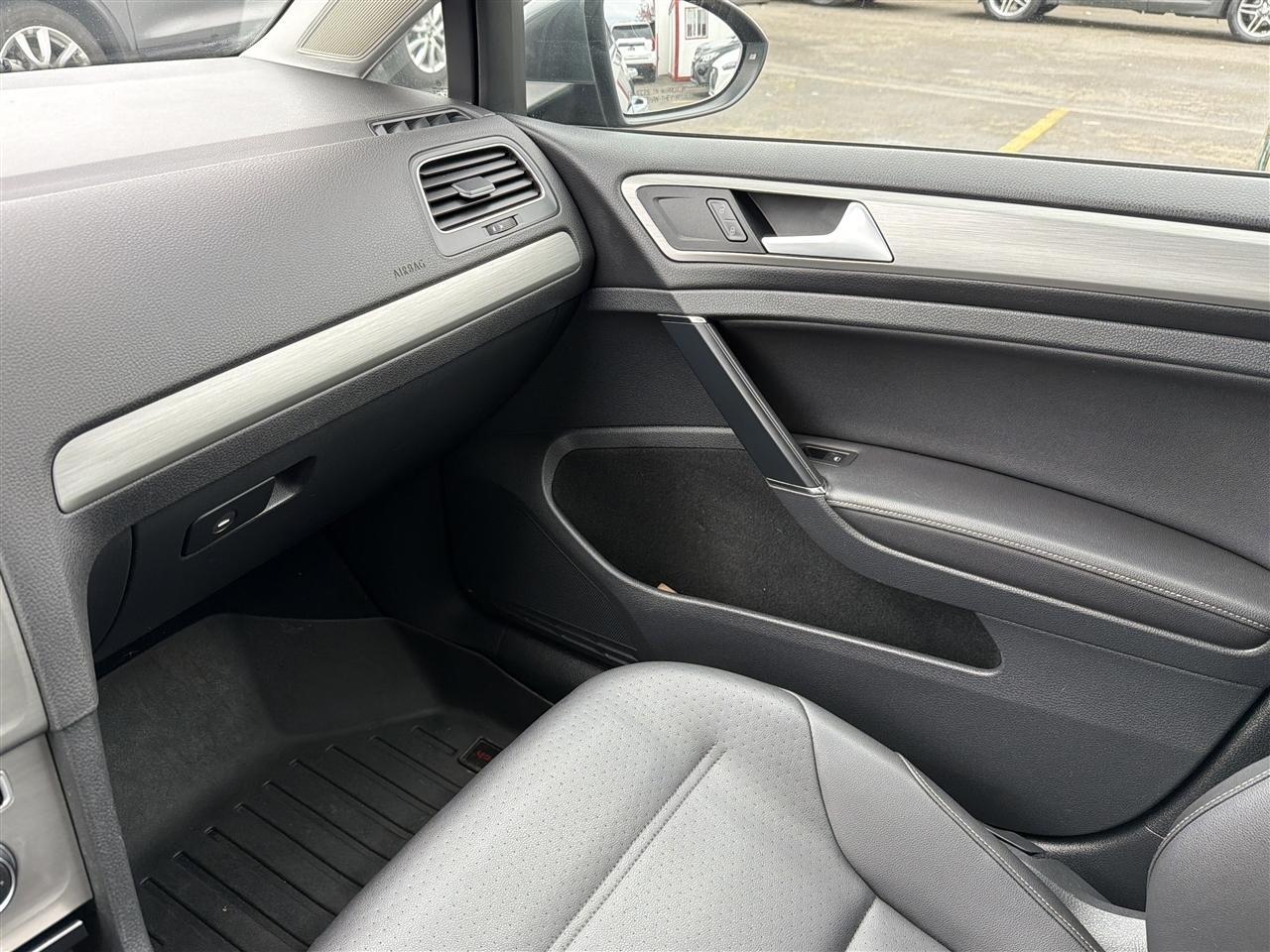 Volkswagen Golf TSI SE 6A 2015