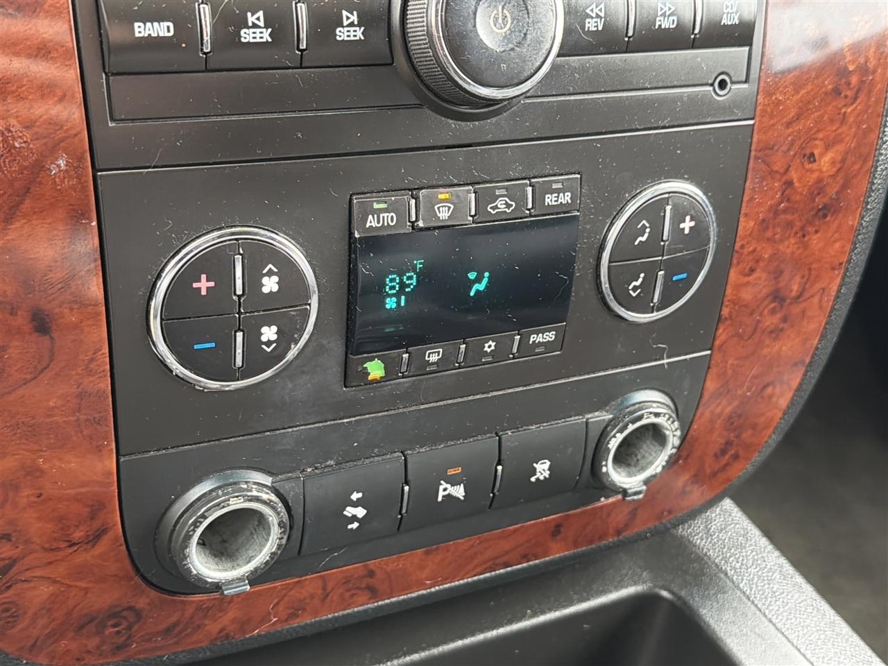 Chevrolet Tahoe LT 4WD 2010