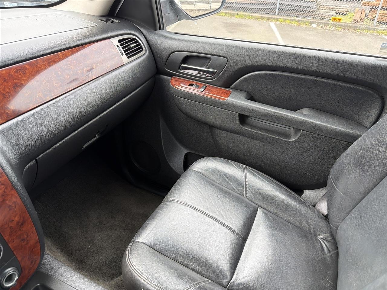 Chevrolet Tahoe LT 4WD 2010