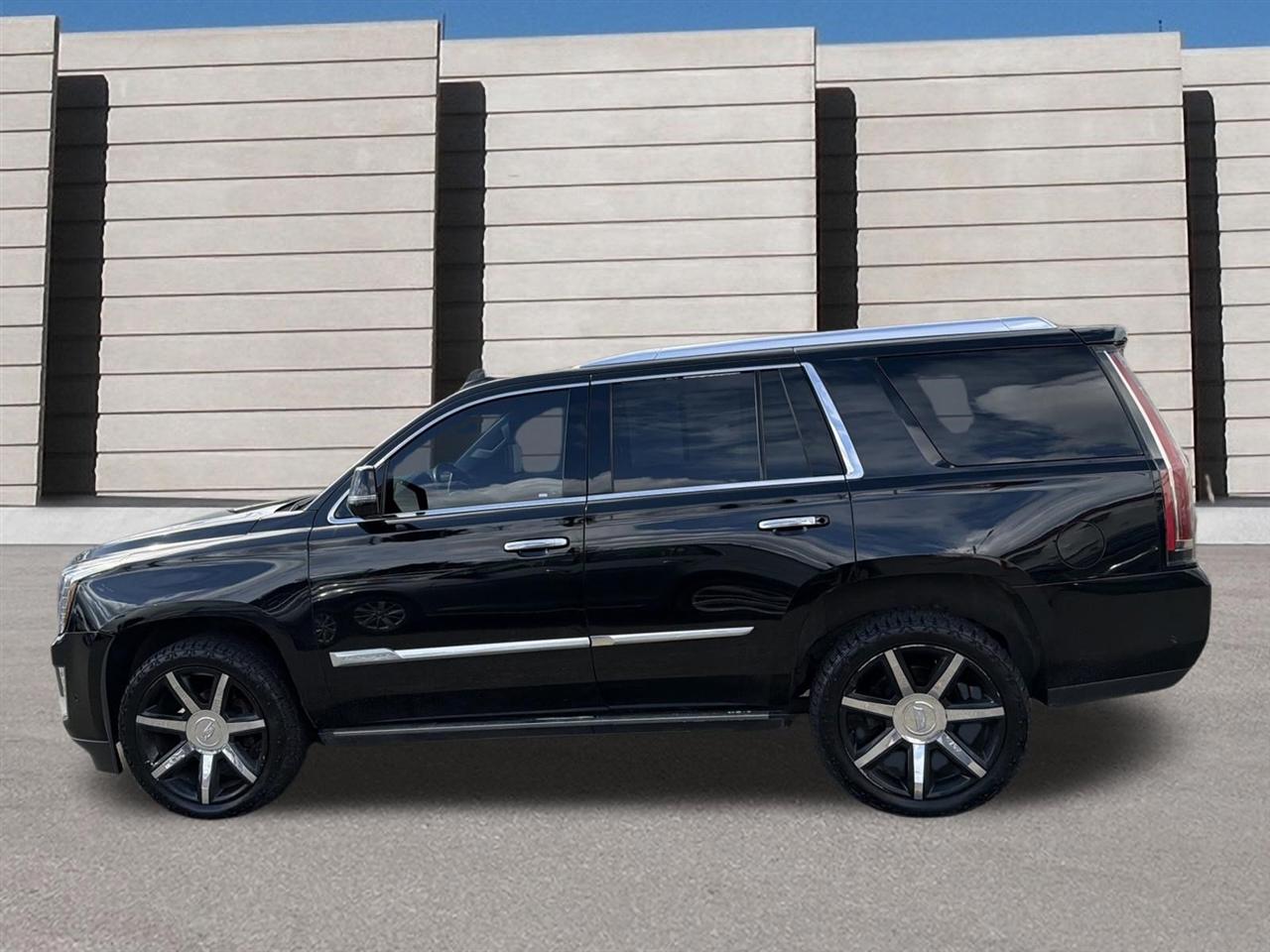 Cadillac Escalade Premium 4WD 2017