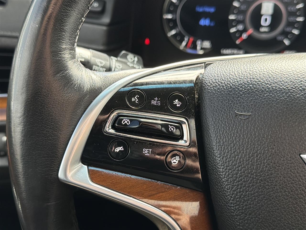 Cadillac Escalade Premium 4WD 2017