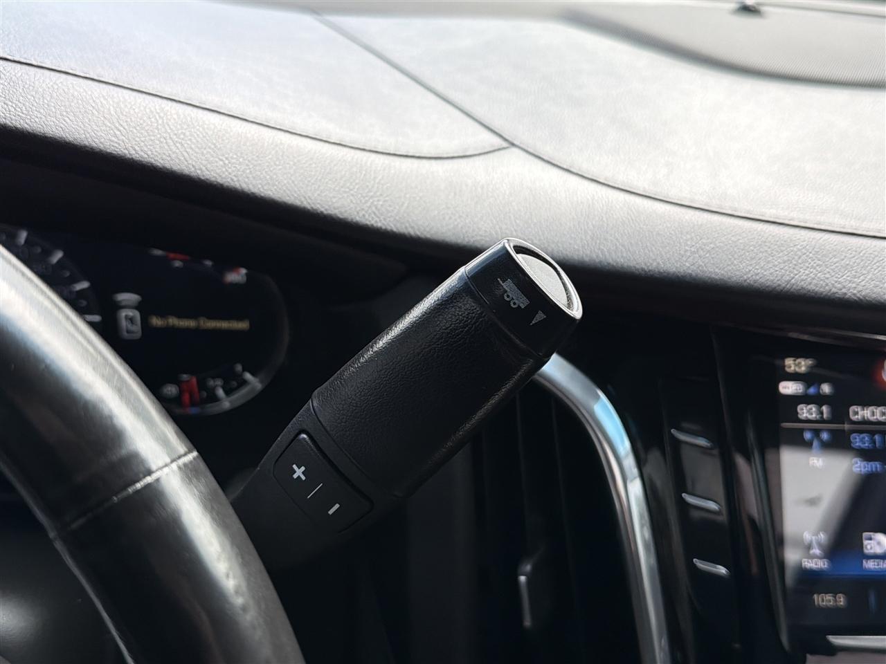 Cadillac Escalade Premium 4WD 2017