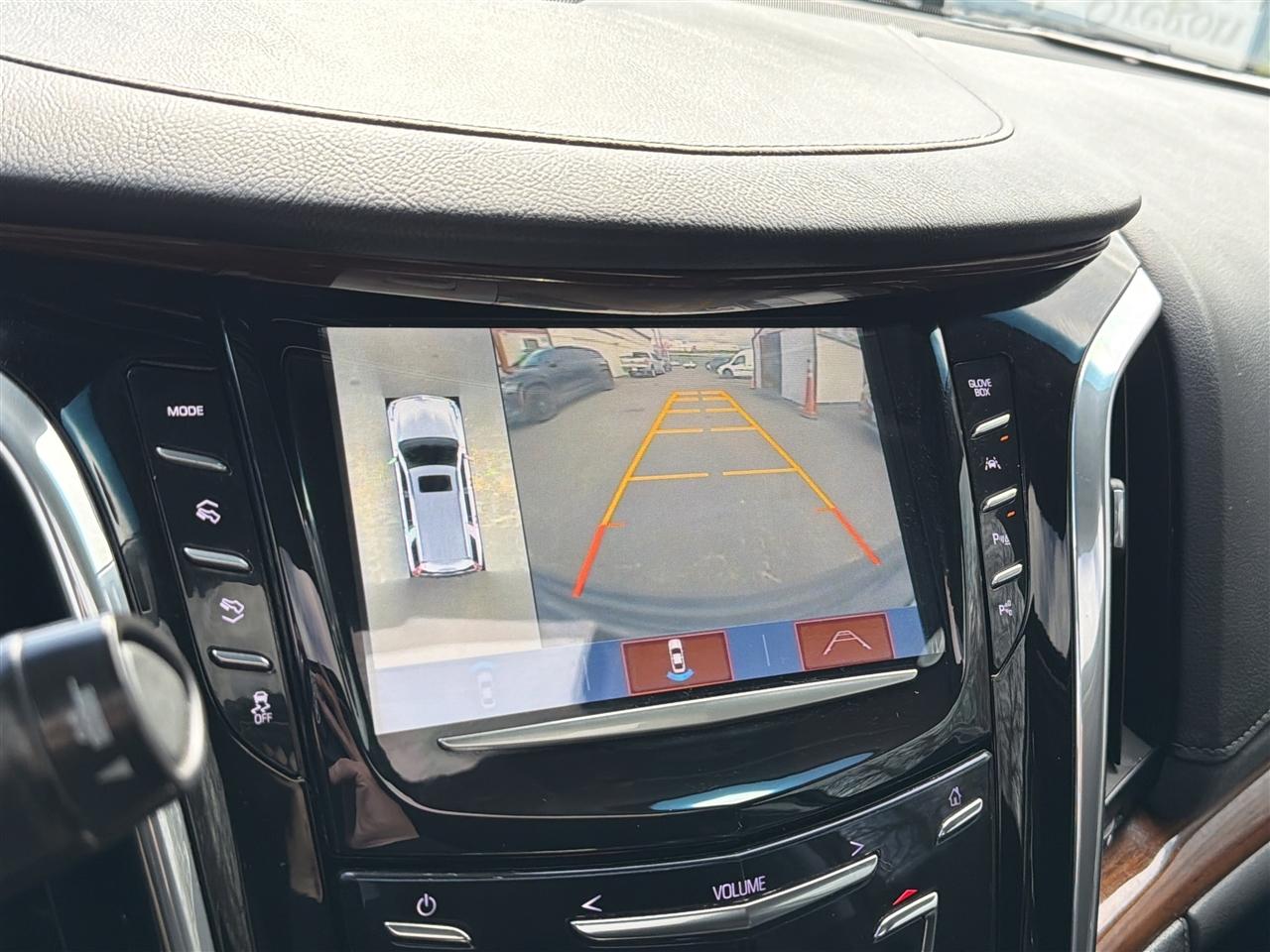 Cadillac Escalade Premium 4WD 2017