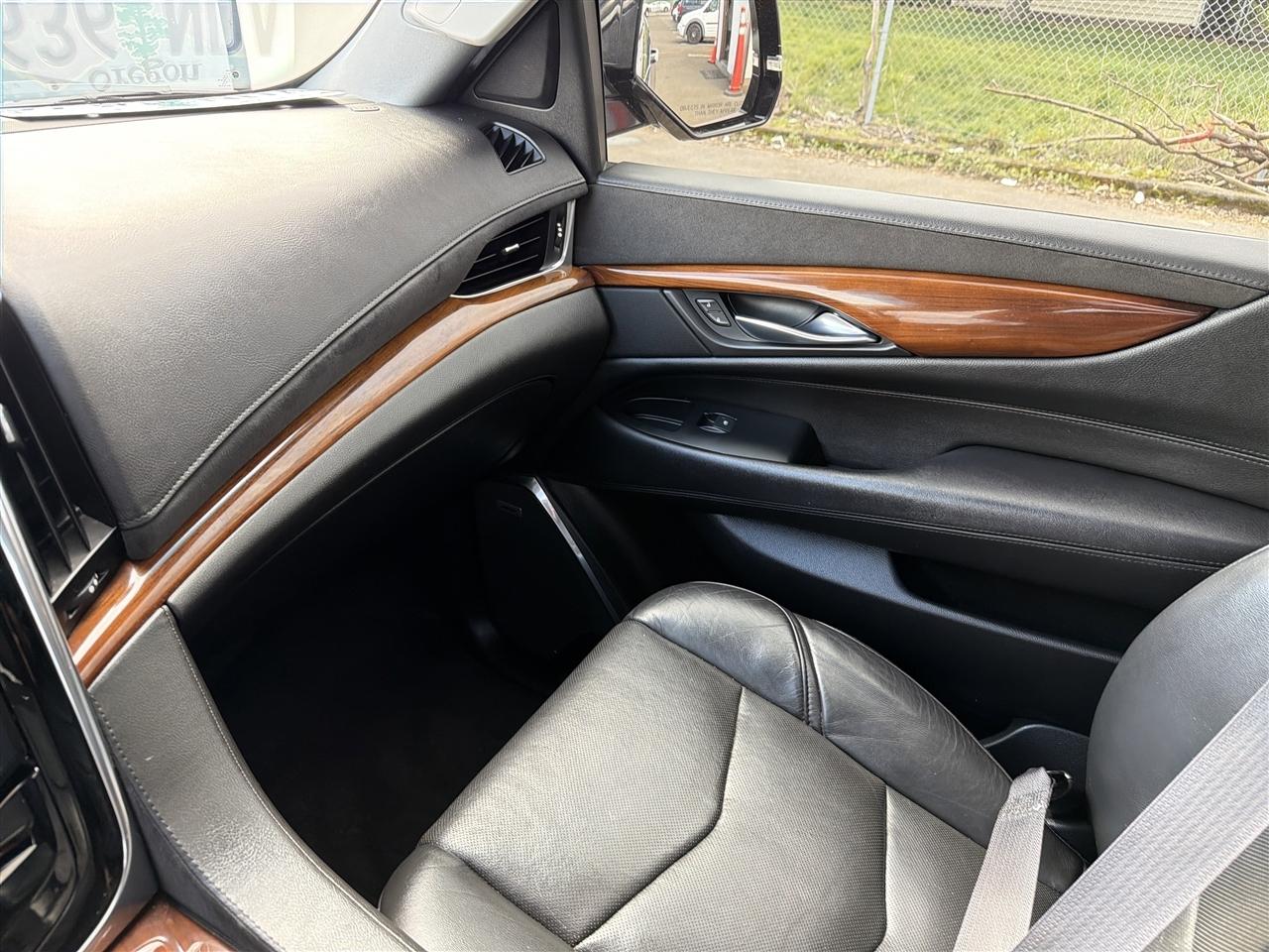 Cadillac Escalade Premium 4WD 2017