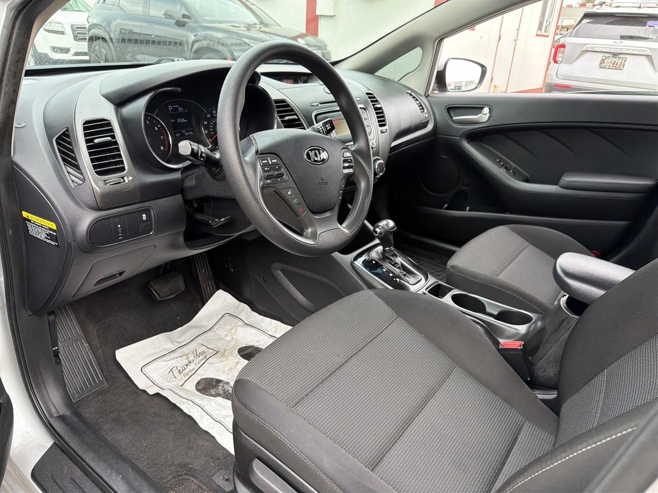 Kia Forte LX 6M 2018