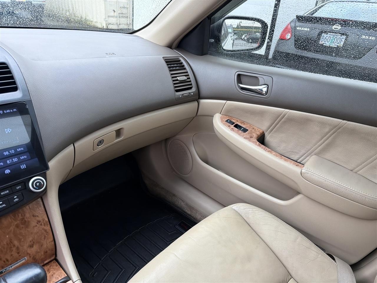 Honda Accord EX Sedan AT 2003