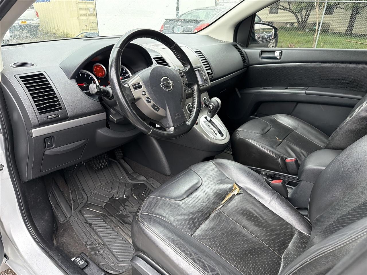 Nissan Sentra 2.0 SL 2010