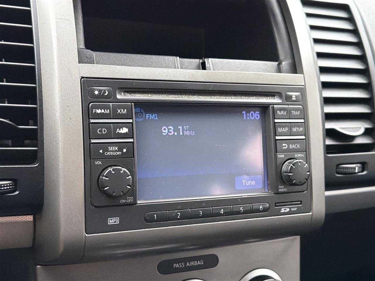 Nissan Sentra 2.0 SL 2010