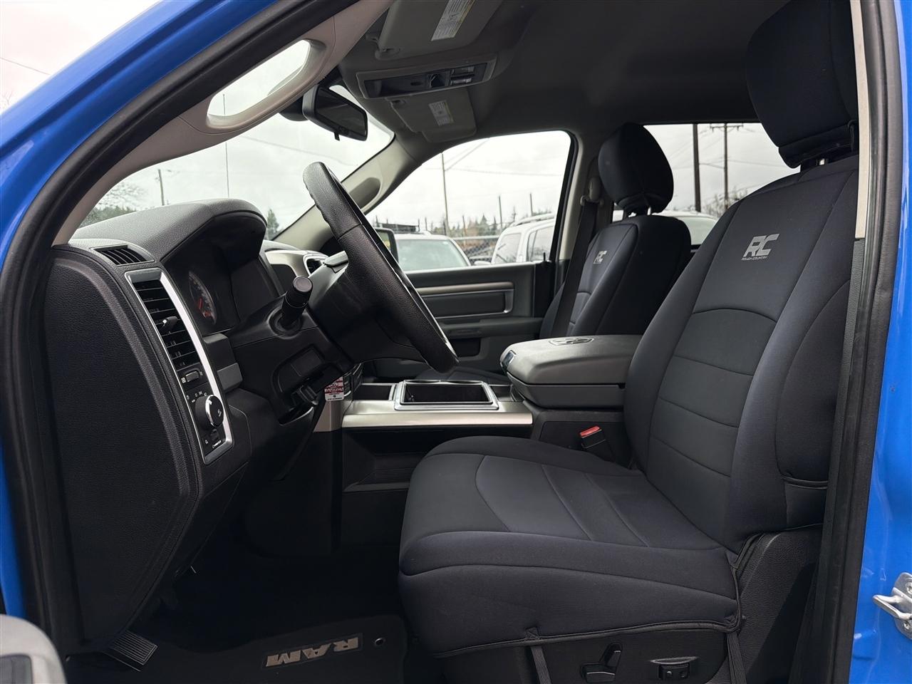 RAM 1500 SLT Crew Cab SWB 4WD 2015