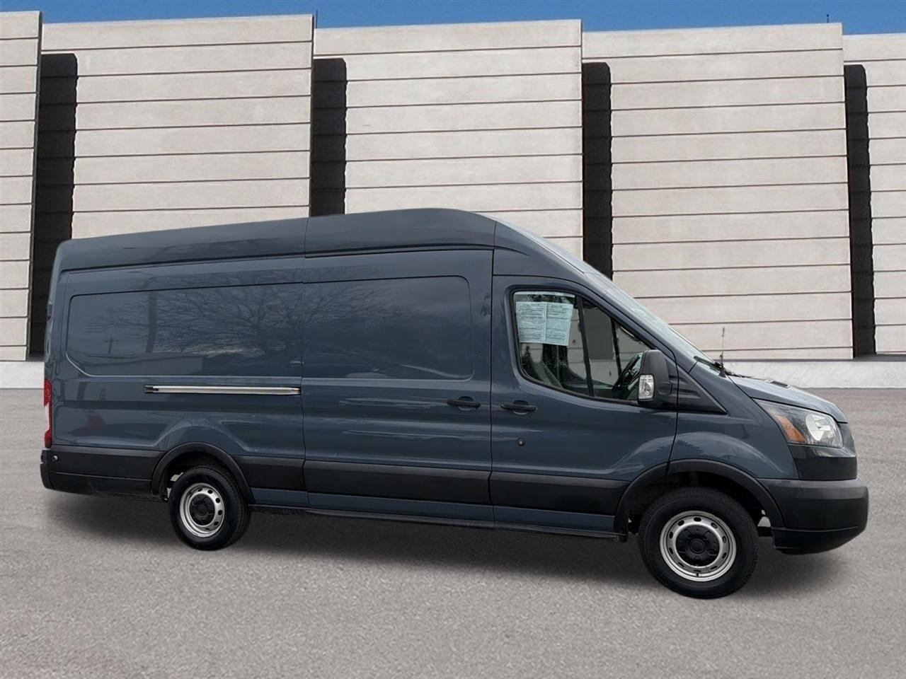 Ford Transit 250 Van High Roof w/Sliding Pass. 148-in. WB EL 2019