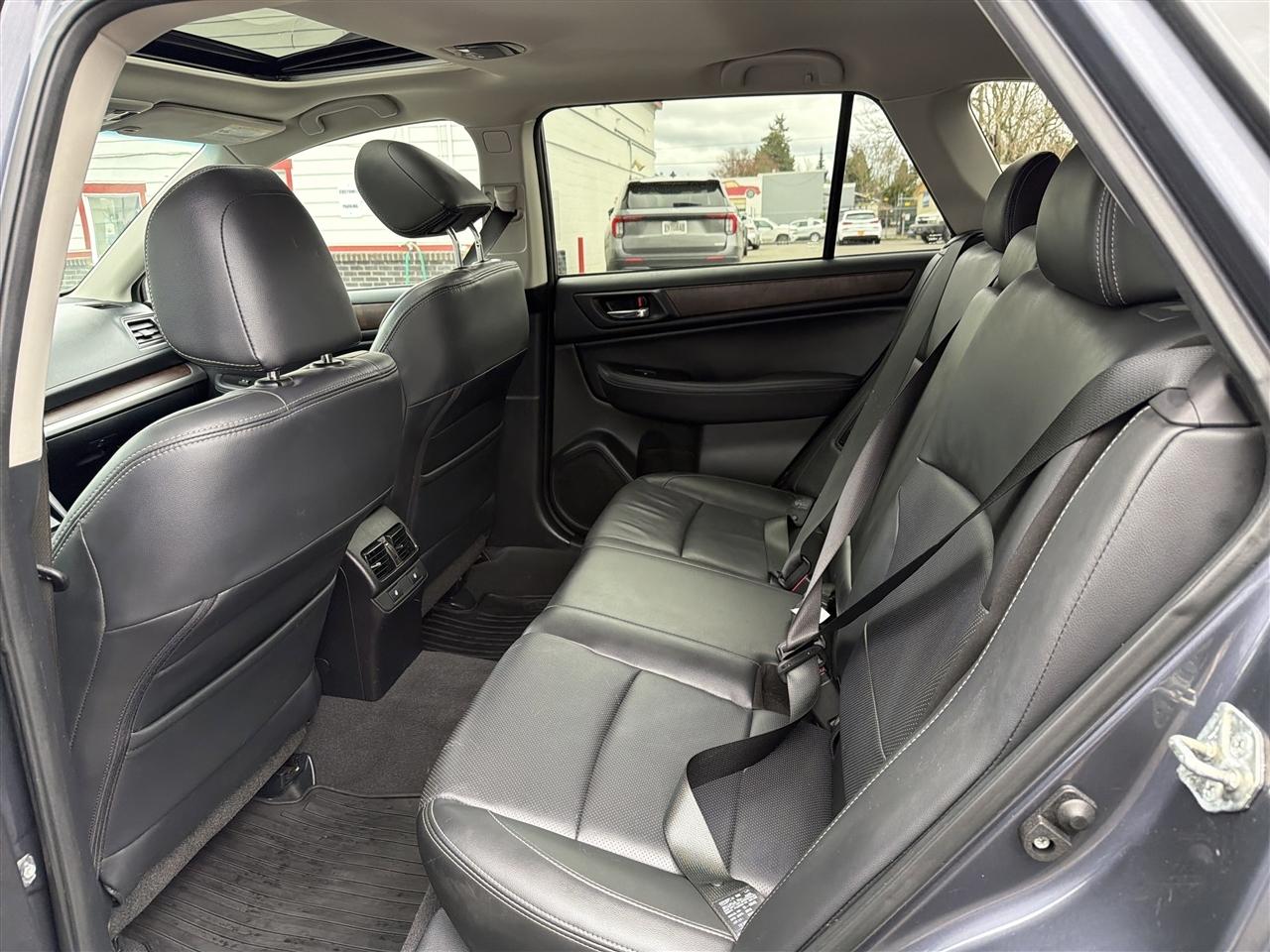 Subaru Outback 3.6R Limited 2015