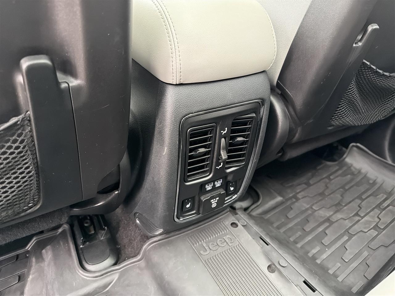 Jeep Grand Cherokee Limited 4WD 2018