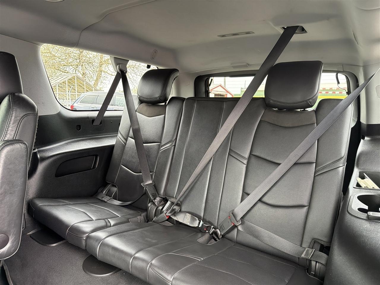 Cadillac Escalade ESV Premium 4WD 2018