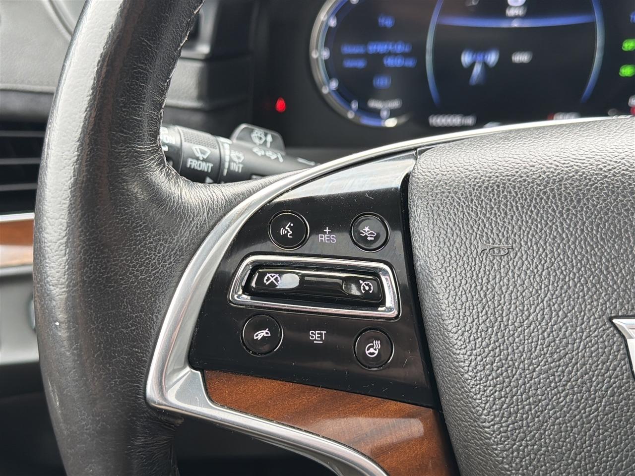 Cadillac Escalade ESV Premium 4WD 2018