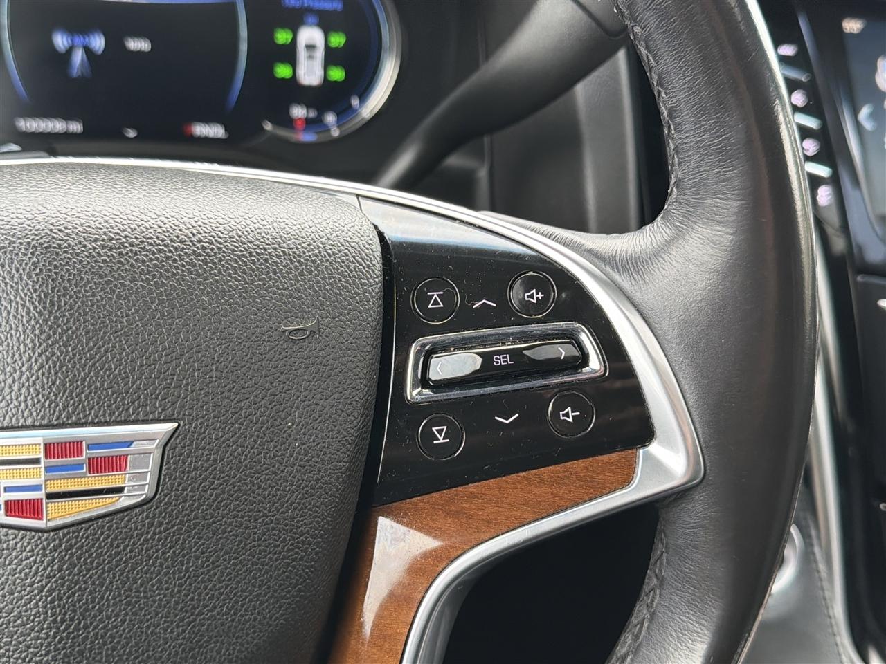 Cadillac Escalade ESV Premium 4WD 2018