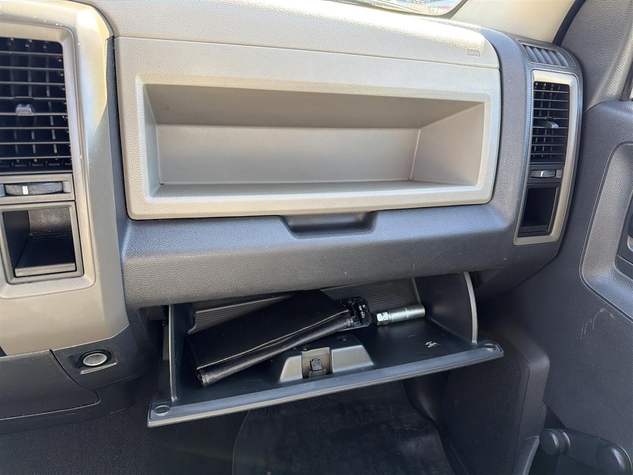 RAM 1500 ST SWB 2WD 2012