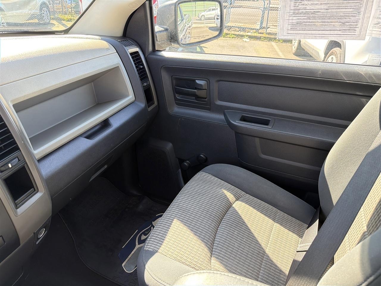 RAM 1500 ST SWB 2WD 2012