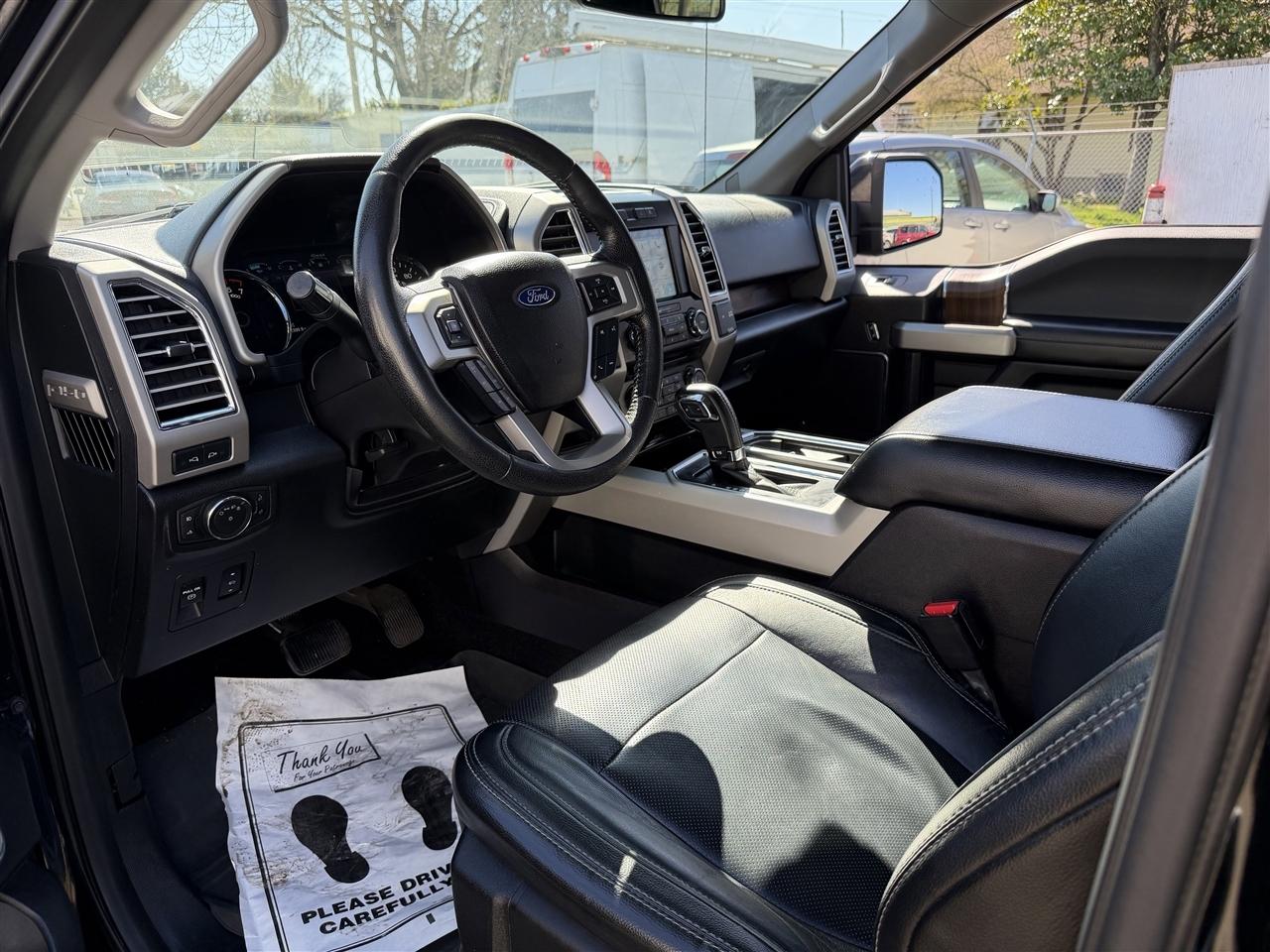 Ford F-150 Lariat SuperCrew 5.5-ft. Bed 4WD 2016