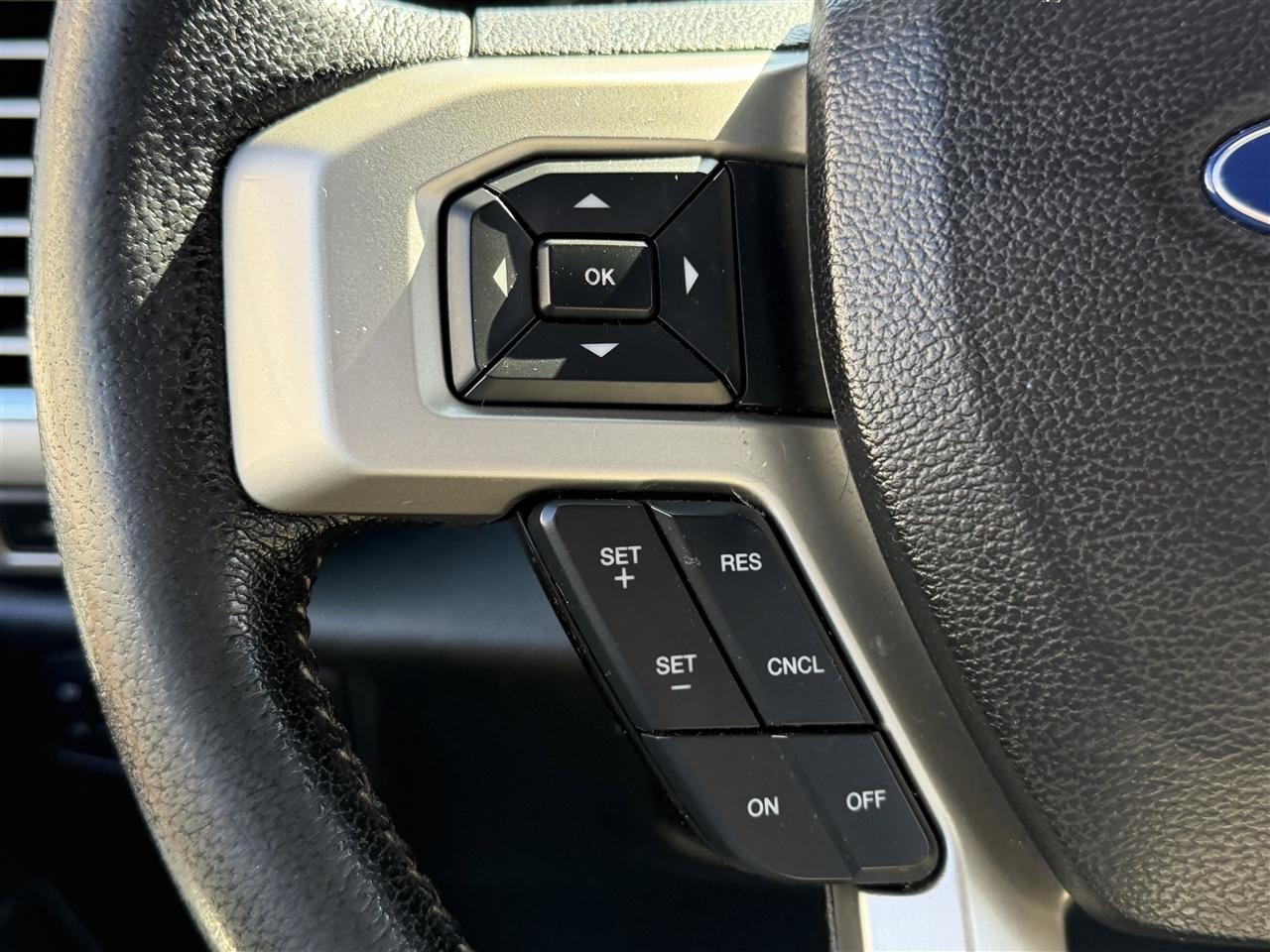 Ford F-150 Lariat SuperCrew 5.5-ft. Bed 4WD 2016