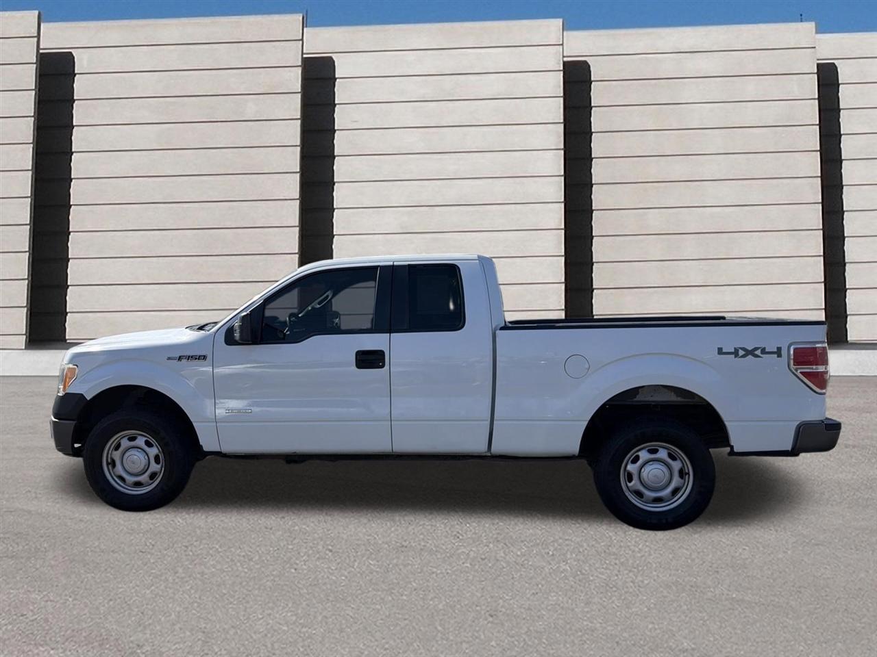 Ford F-150 XL SuperCab 6.5-ft. Bed 4WD 2012
