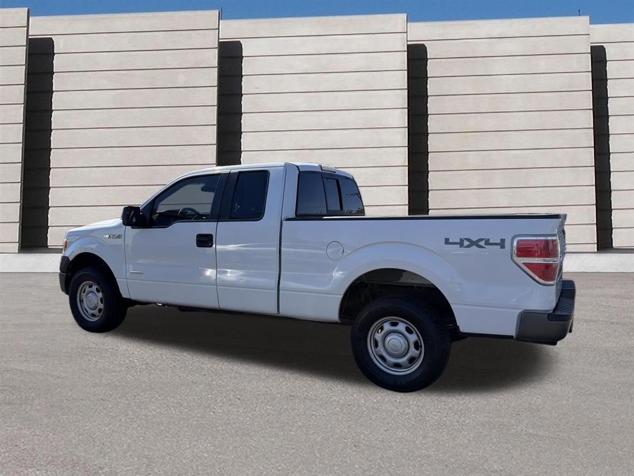 Ford F-150 XL SuperCab 6.5-ft. Bed 4WD 2012