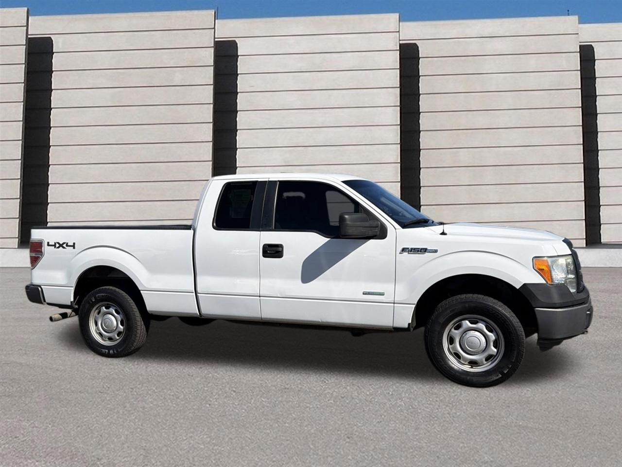 Ford F-150 XL SuperCab 6.5-ft. Bed 4WD 2012