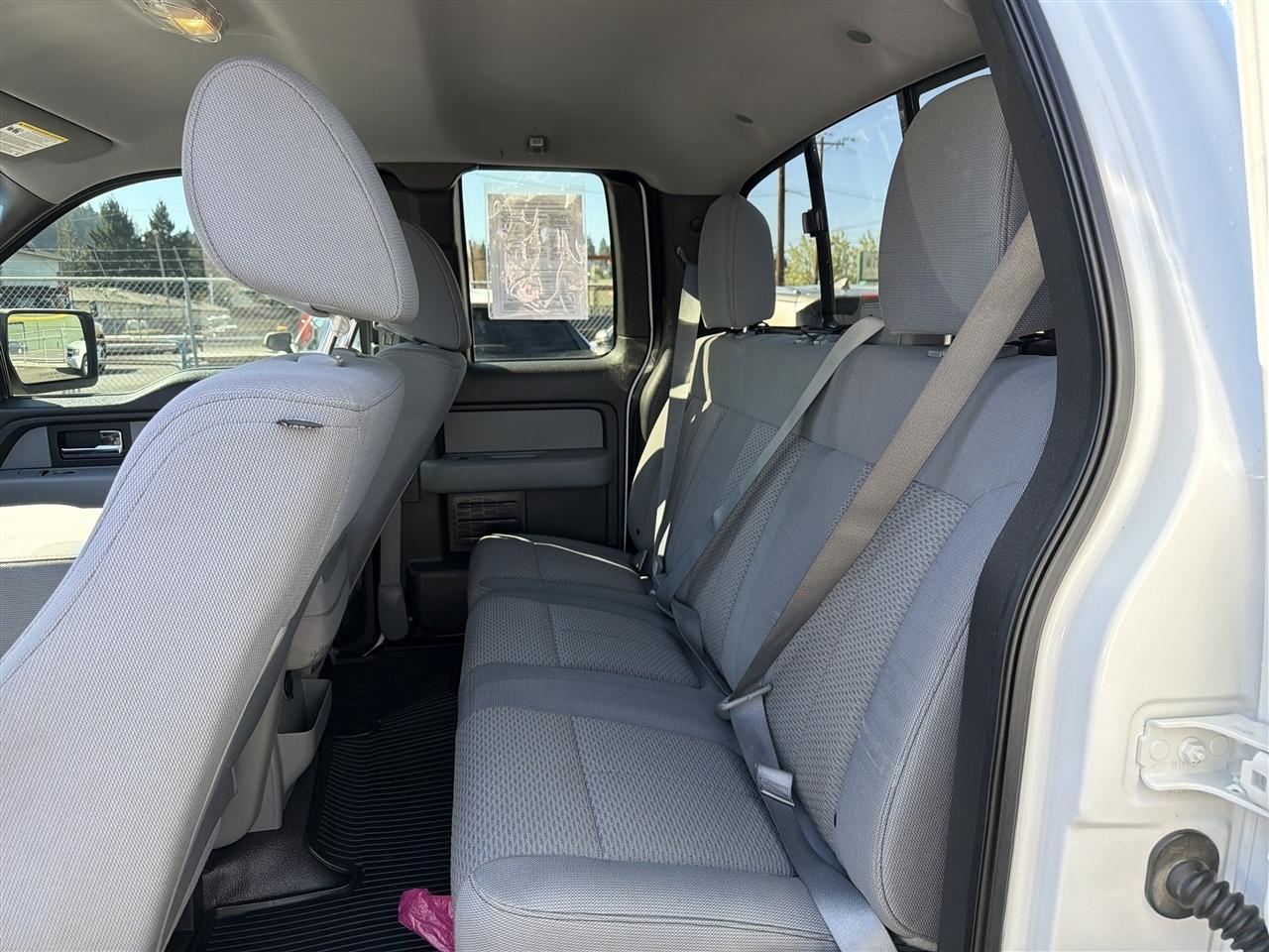 Ford F-150 XL SuperCab 6.5-ft. Bed 4WD 2012