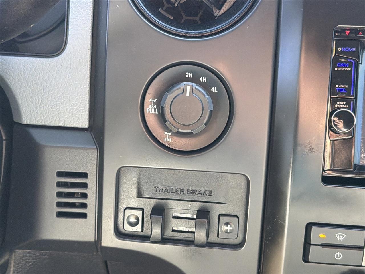 Ford F-150 XL SuperCab 6.5-ft. Bed 4WD 2012