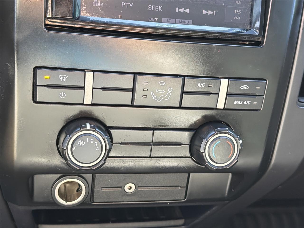 Ford F-150 XL SuperCab 6.5-ft. Bed 4WD 2012