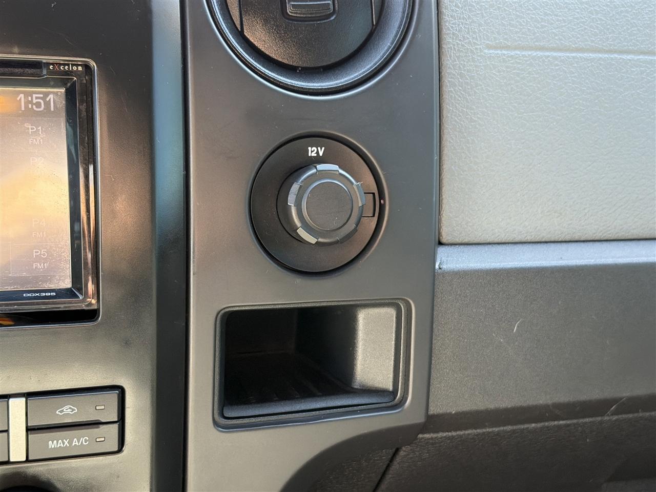 Ford F-150 XL SuperCab 6.5-ft. Bed 4WD 2012