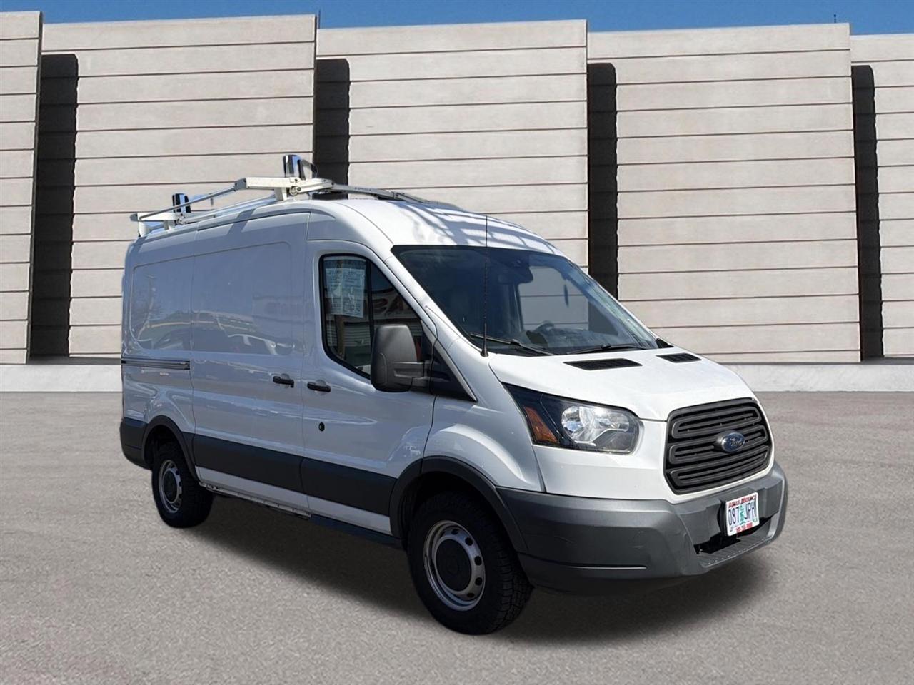 Ford Transit 250 Van Med. Roof w/Sliding Pass. 130-in. WB 2016