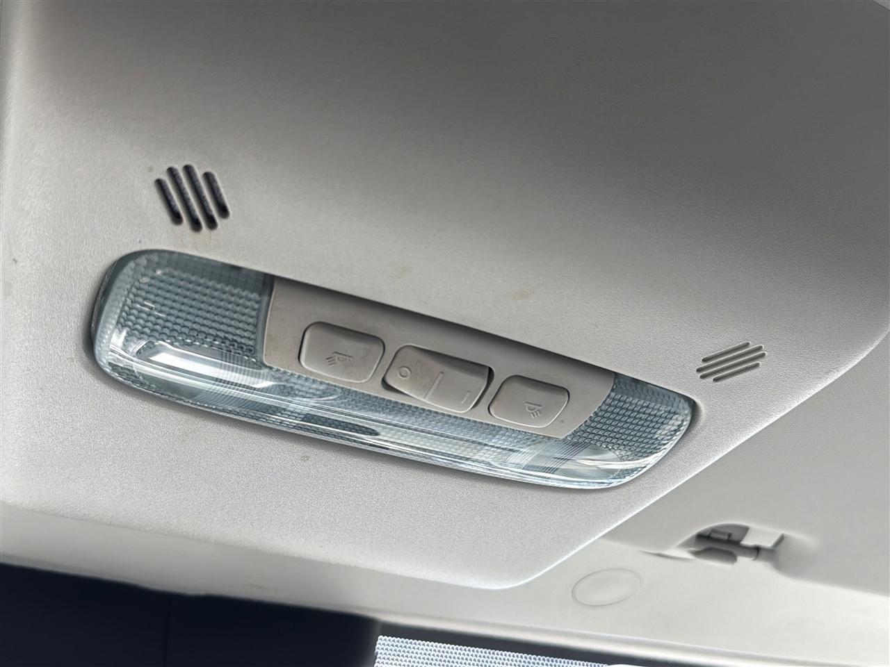 Ford Transit 250 Van Med. Roof w/Sliding Pass. 130-in. WB 2016