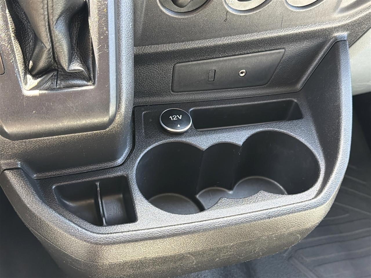 Ford Transit 250 Van Med. Roof w/Sliding Pass. 130-in. WB 2016