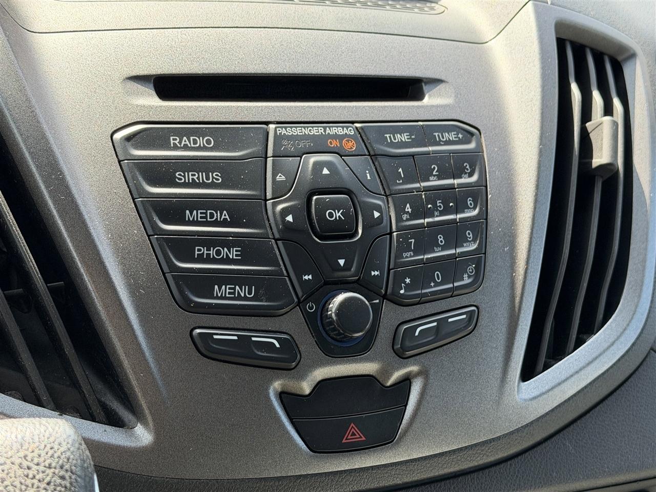 Ford Transit 150 Van Med. Roof w/Sliding Pass. 130-in. WB 2018