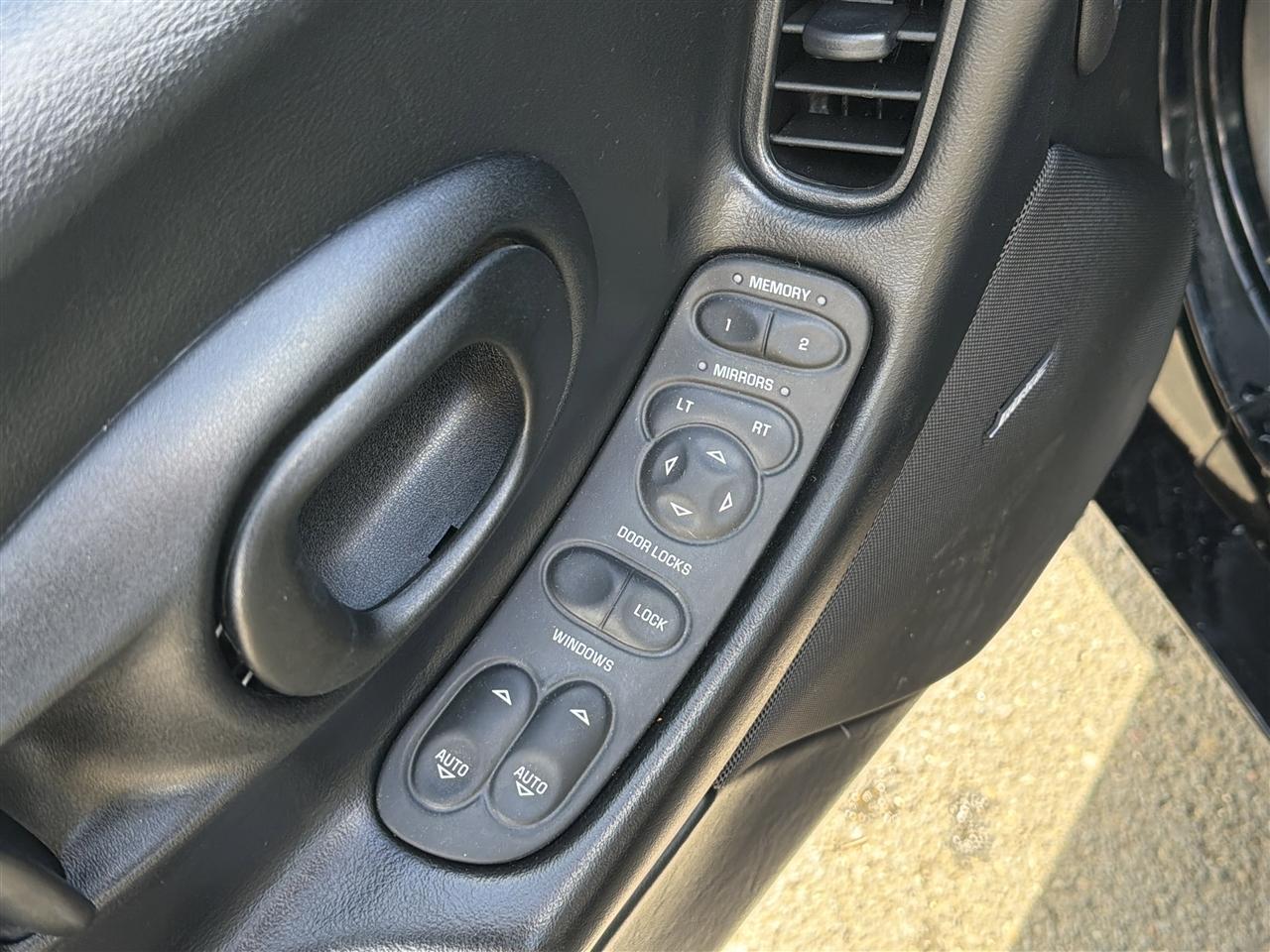 Chevrolet Corvette Coupe 2004