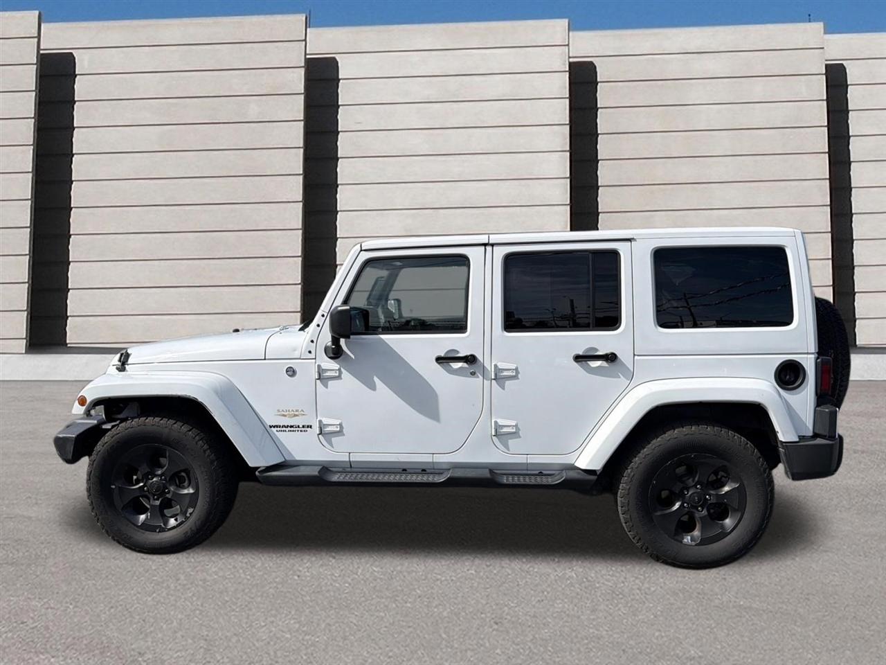 Jeep Wrangler Unlimited Sahara 4WD 2014