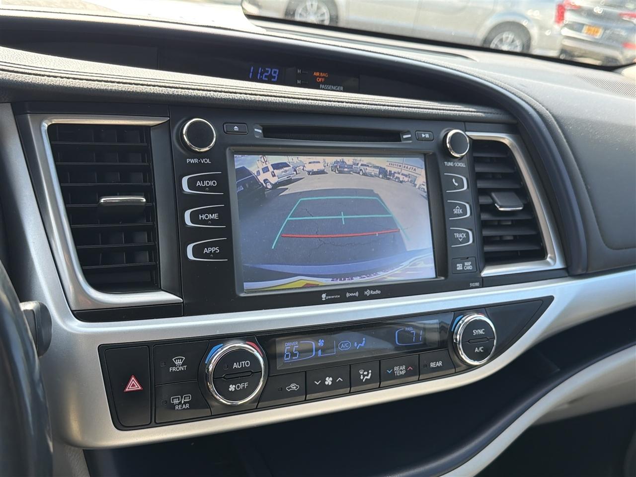 Toyota Highlander XLE AWD V6 2019