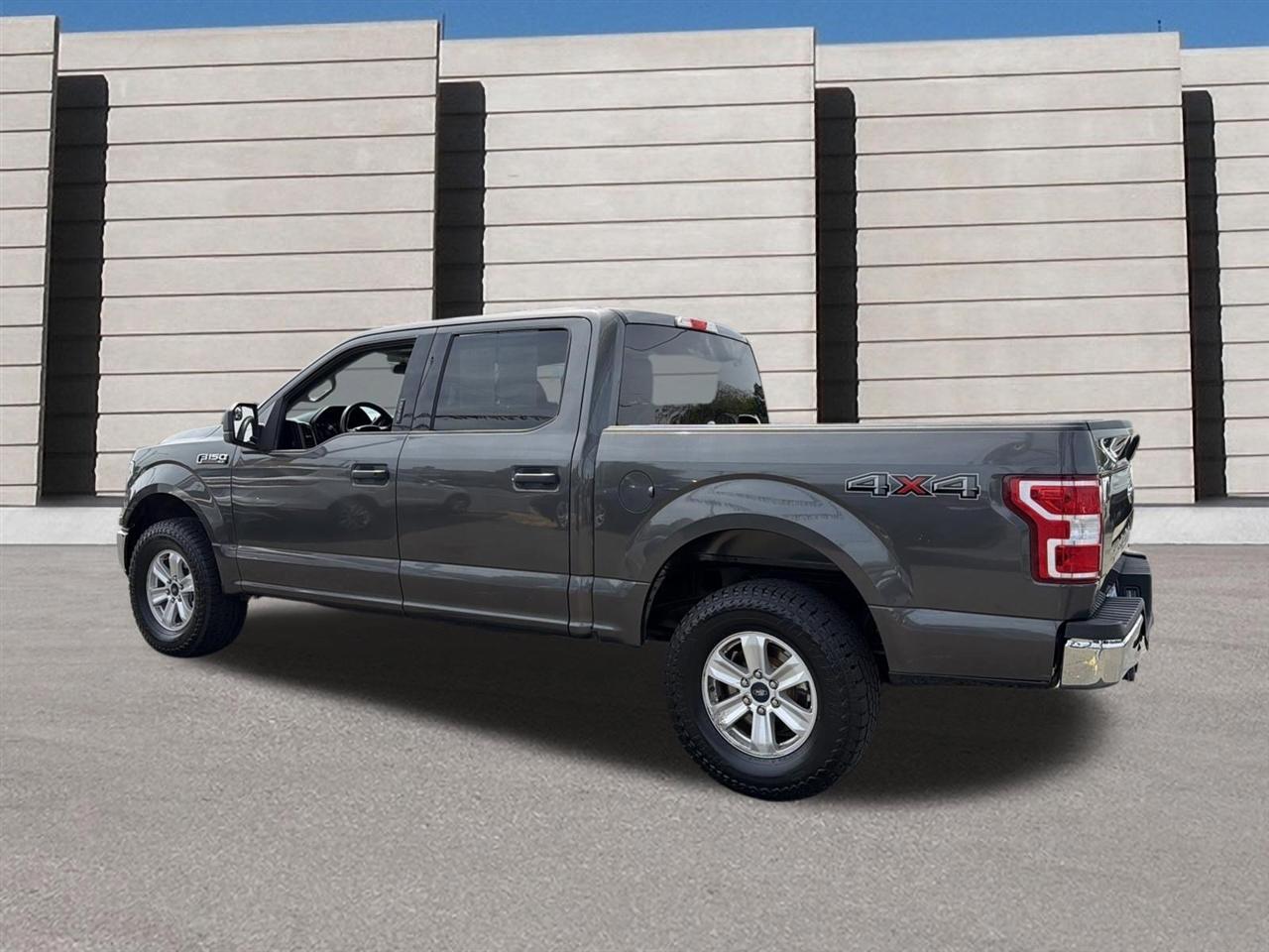 Ford F-150 XLT SuperCrew 5.5-ft. Bed 4WD 2018