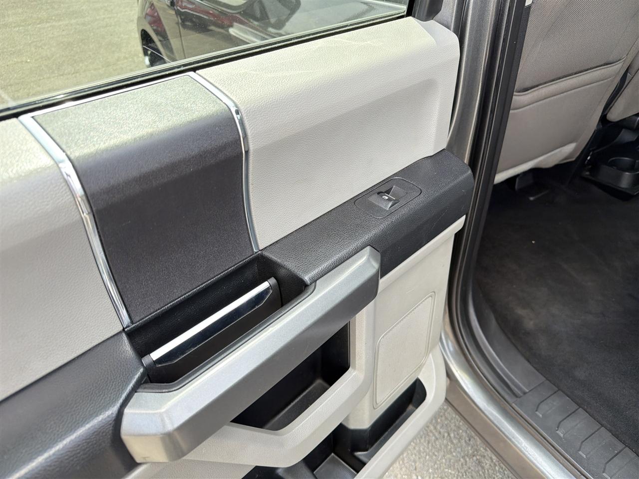 Ford F-150 XLT SuperCrew 5.5-ft. Bed 4WD 2018