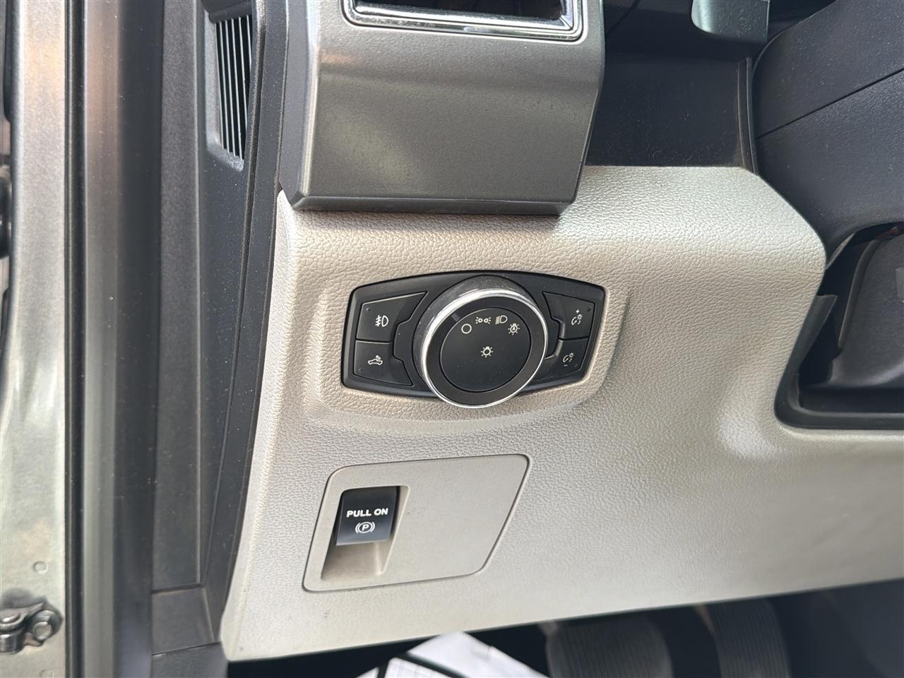 Ford F-150 XLT SuperCrew 5.5-ft. Bed 4WD 2018