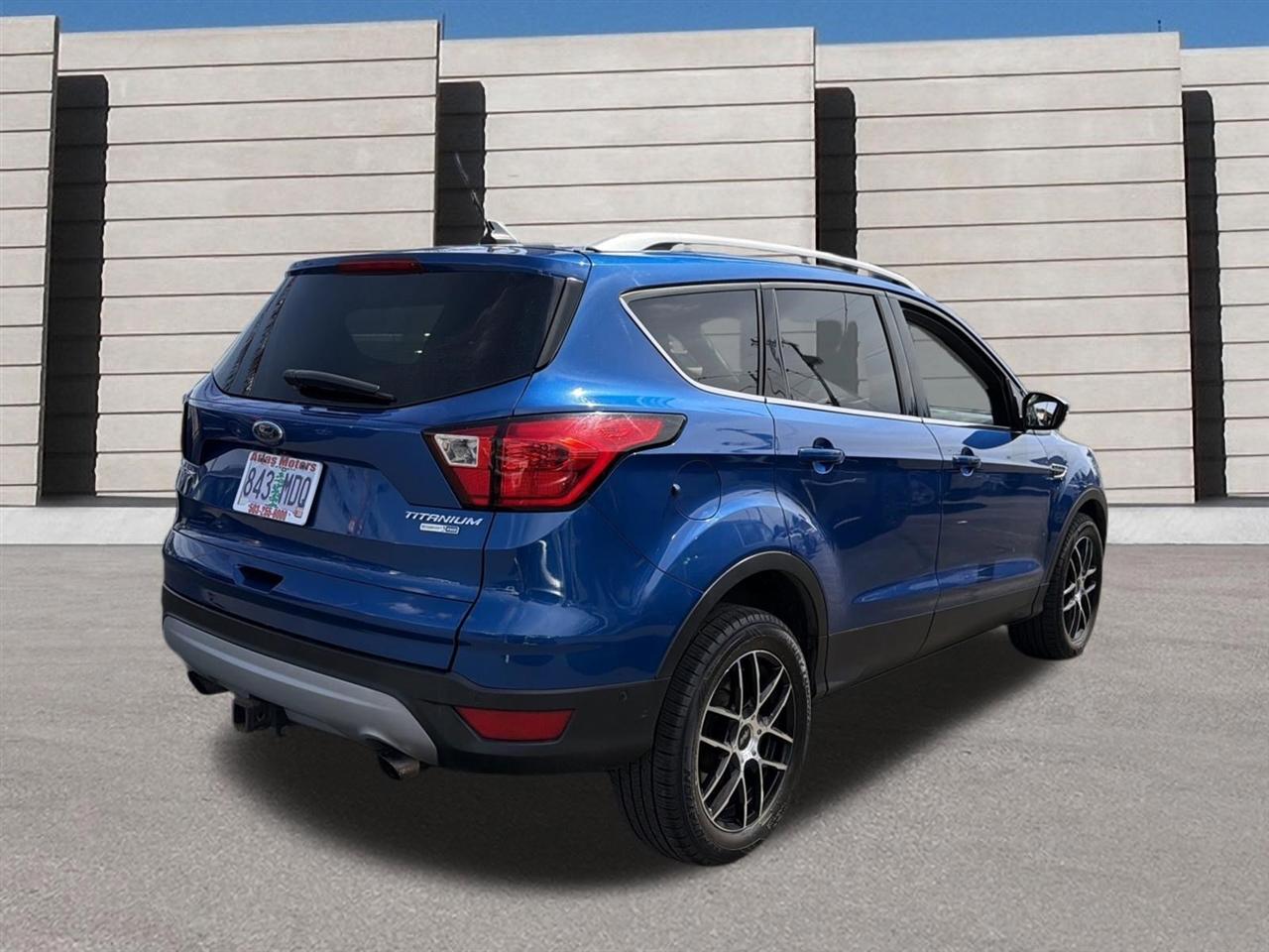 Ford Escape Titanium 4WD 2019