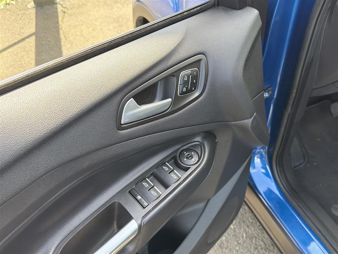 Ford Escape Titanium 4WD 2019